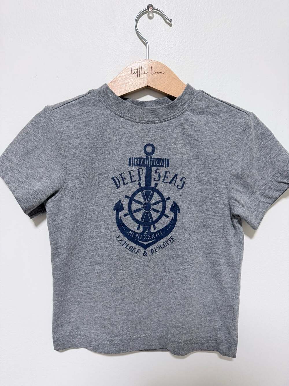 Nautica Deep Seas Graphic T-Shirt Size 2T Grey Anchor